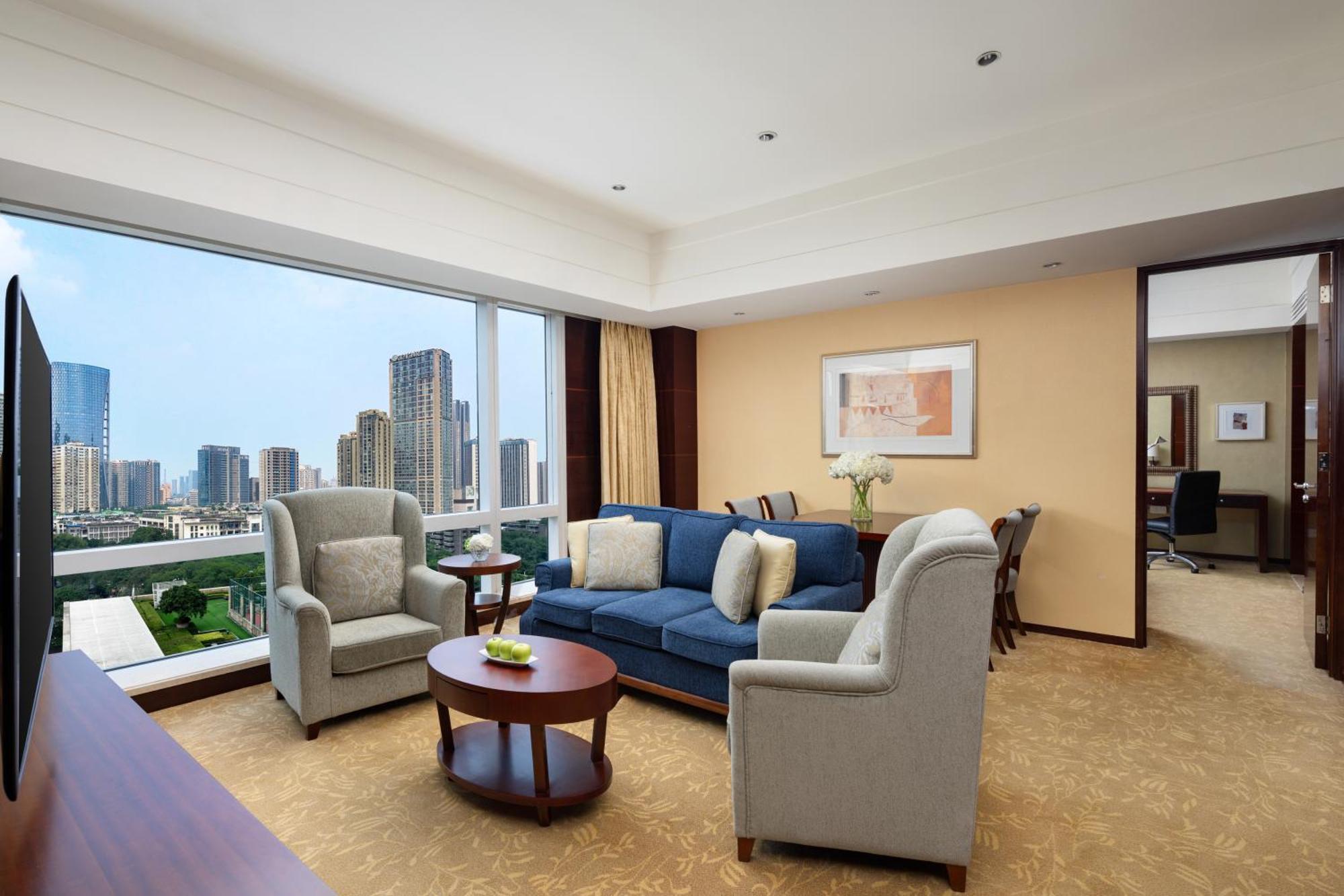 Shangri-La Chengdu Exterior photo