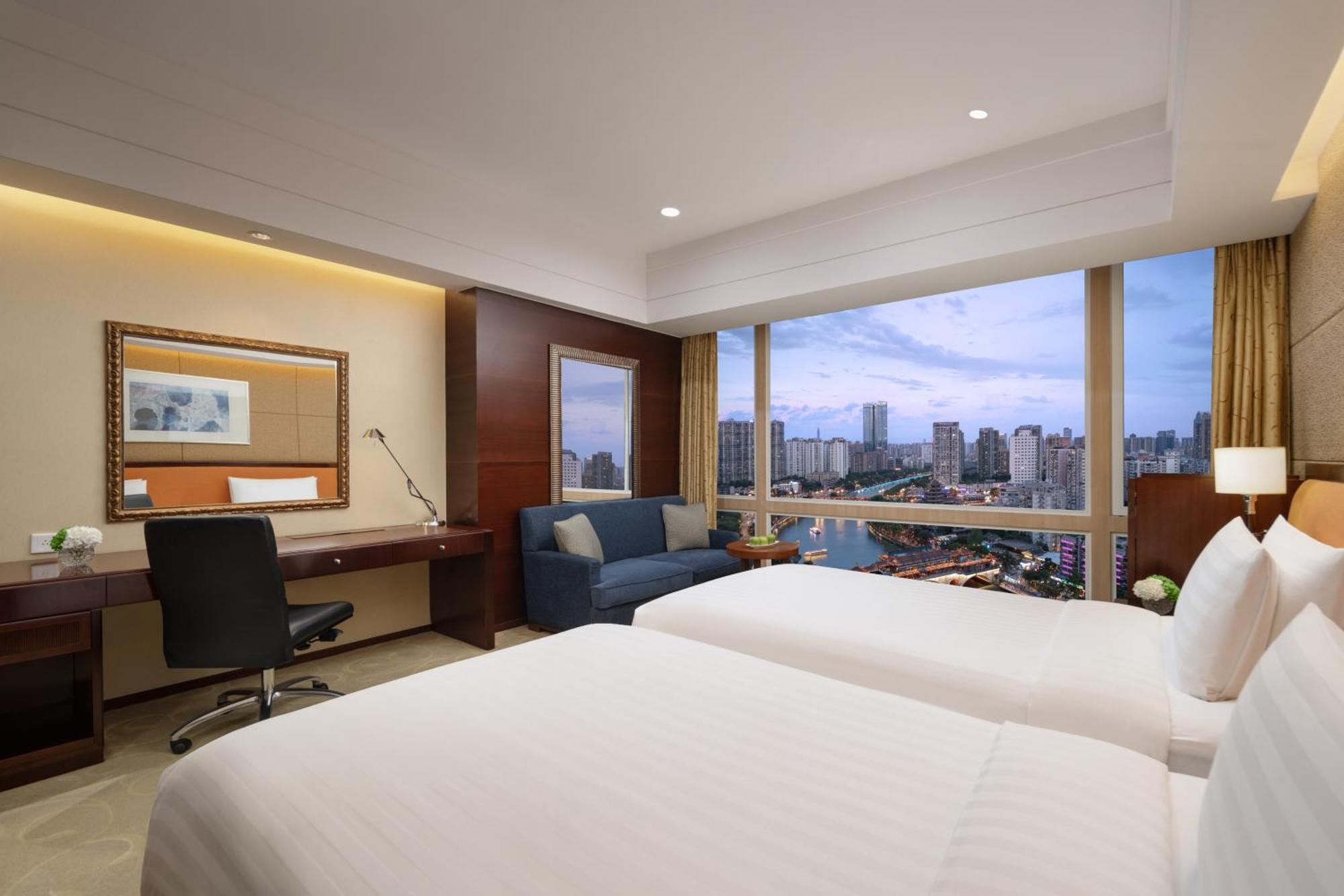 Shangri-La Chengdu Exterior photo