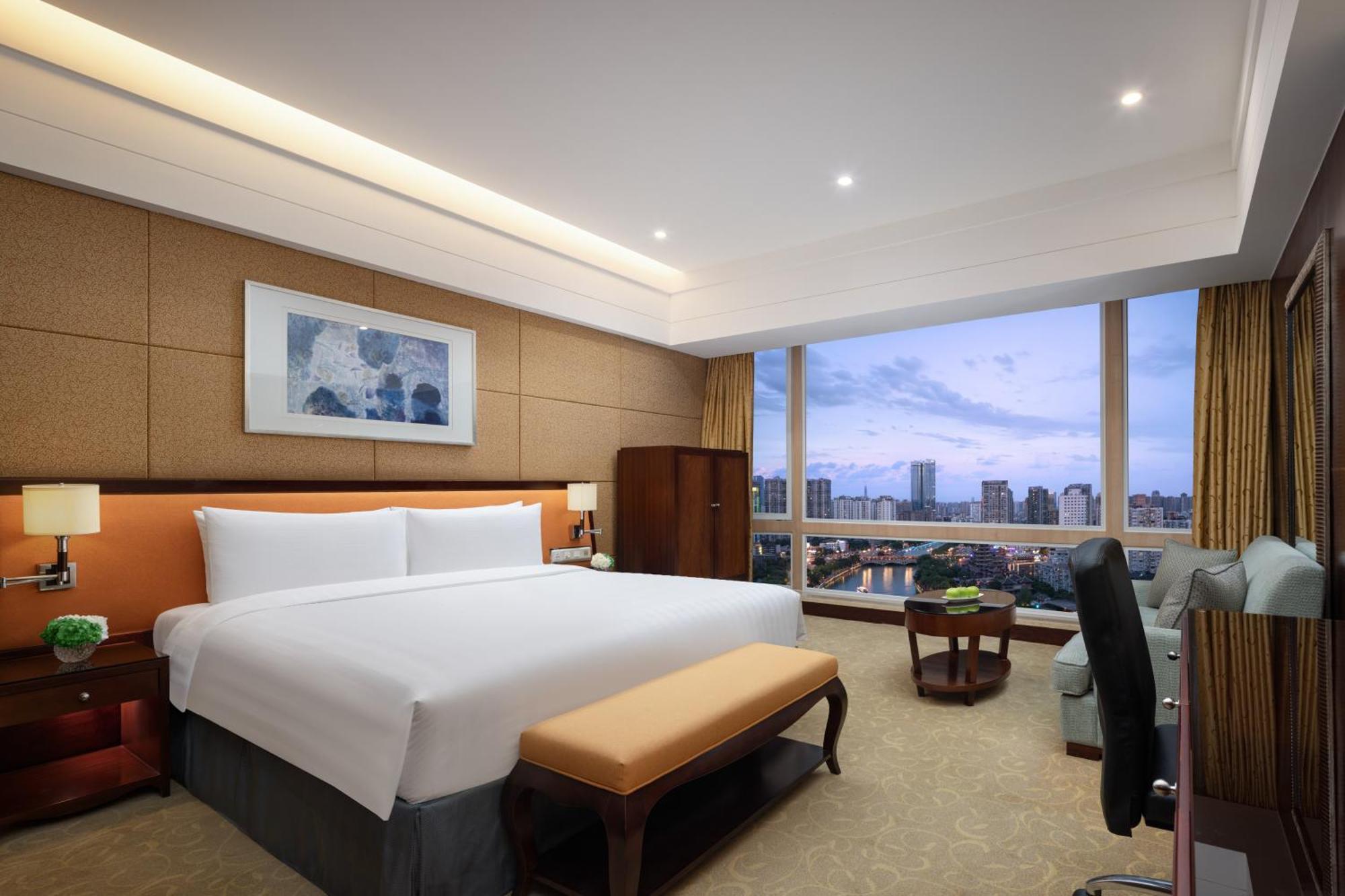 Shangri-La Chengdu Exterior photo